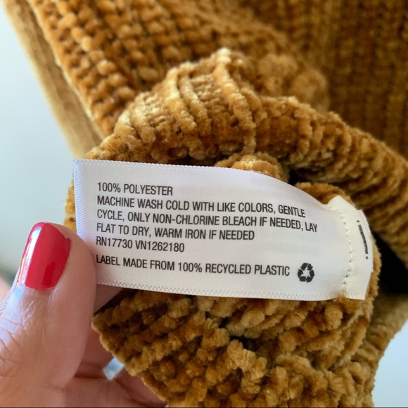 Preloved A New Day Cozy Sweater - Picture 6 of 10